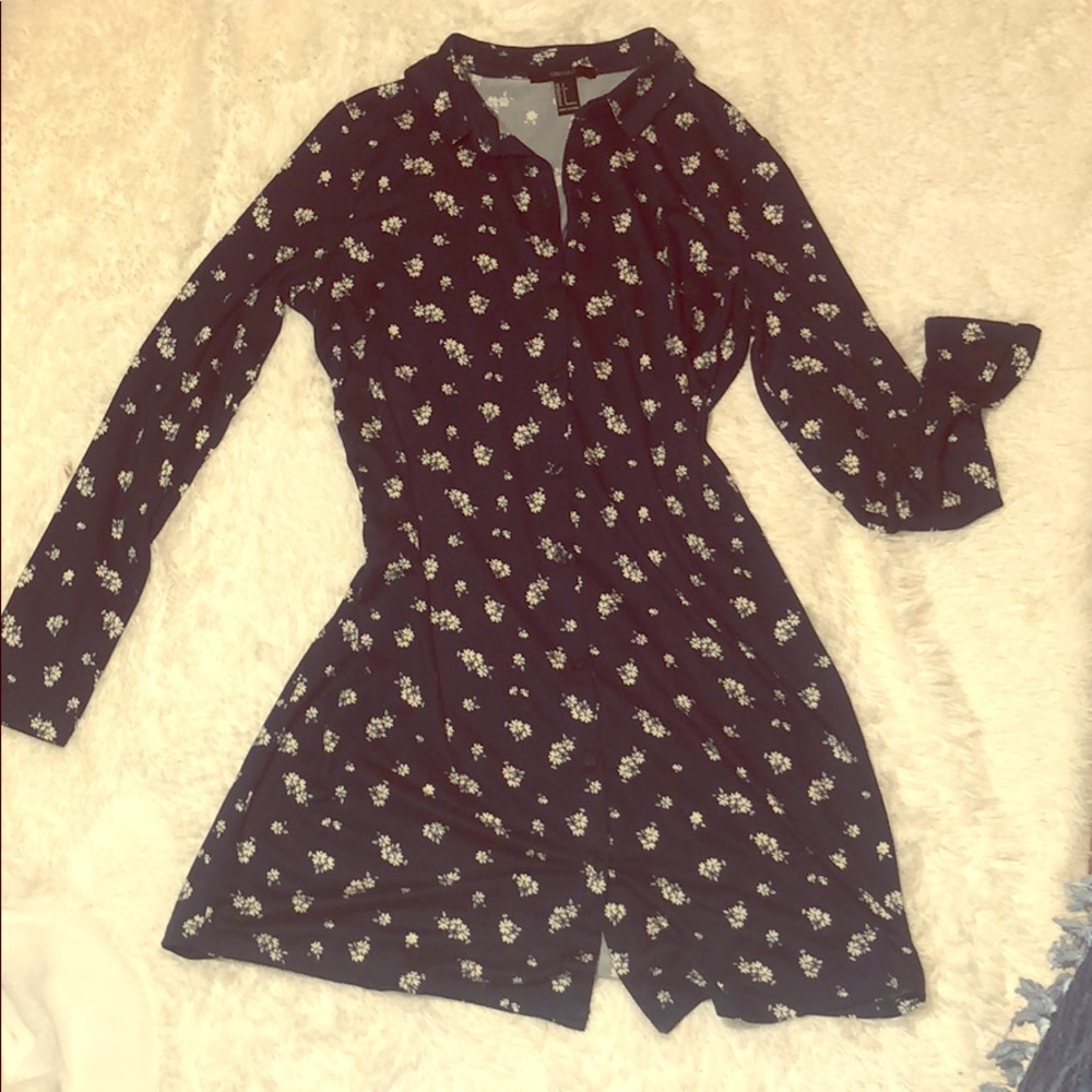 Forever 21 green and cream floral button up dress
